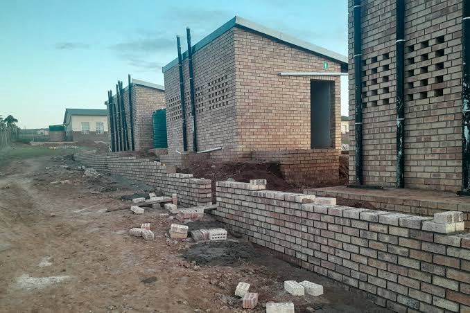info@menziwemelusi.co.za